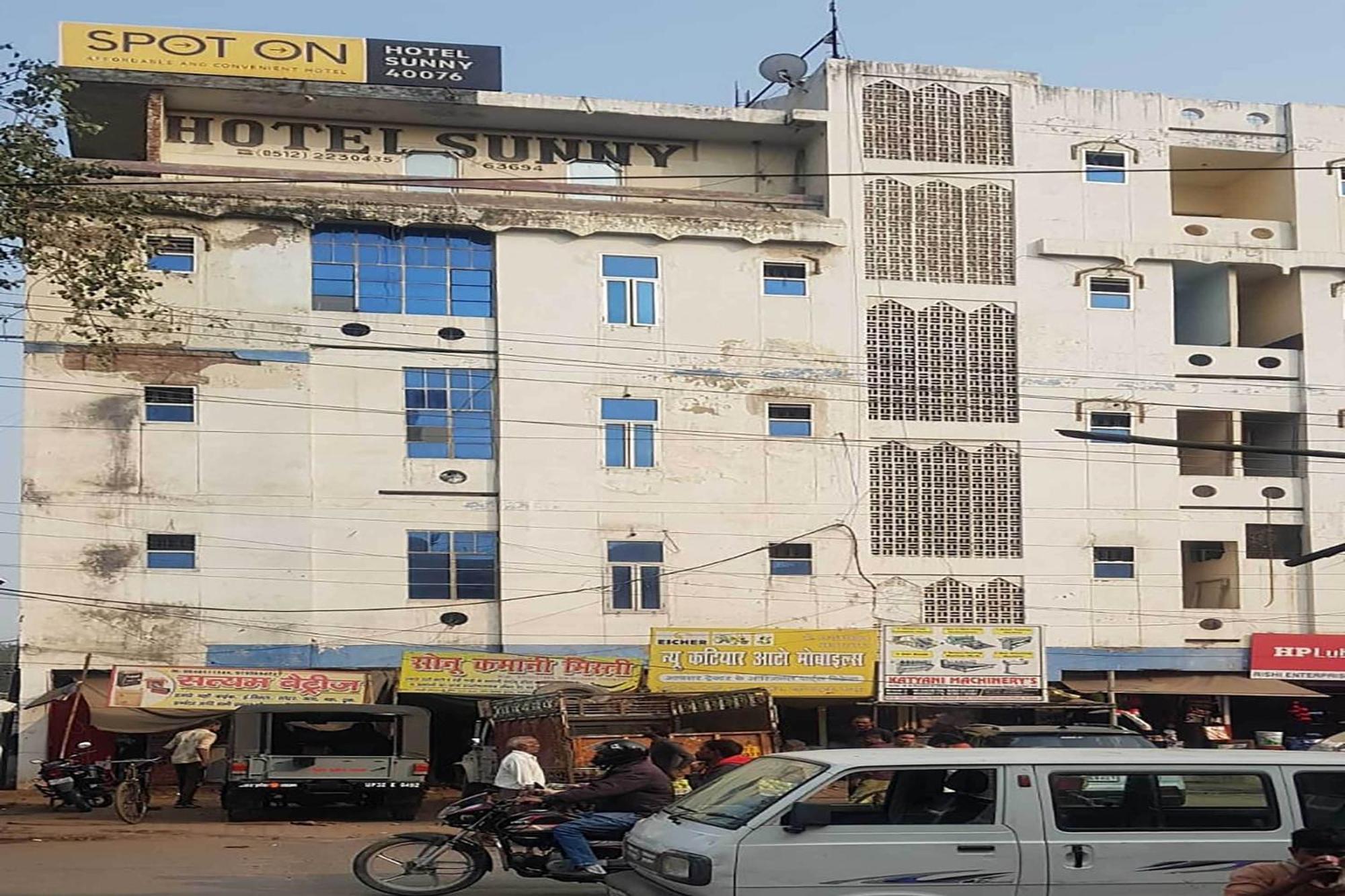 Spot On 40076 Hotel Sunny Bhairaun Ghāt Exteriér fotografie